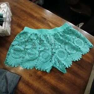 Floral Lace Shorts/Swimsuit Cover -M